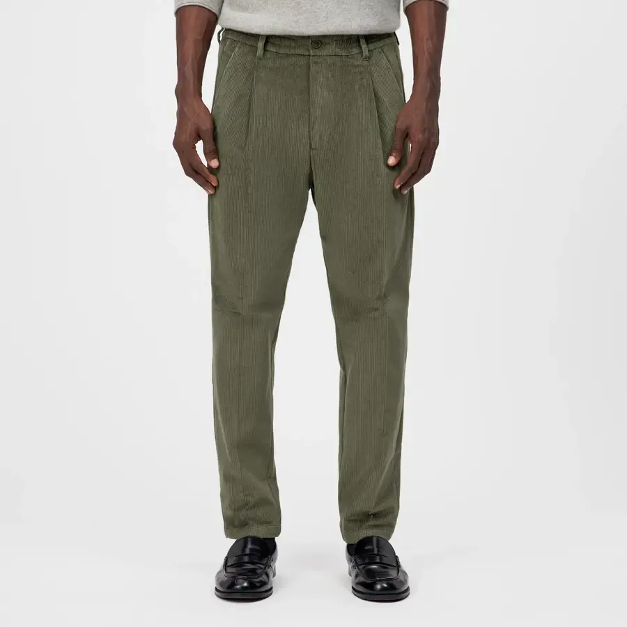 Cordhose Chasy grün_01